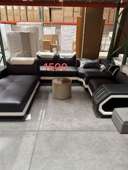 Luxury Black & White Sectional Sofa Set – $1,500