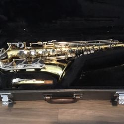 Yamaha Saxophone 