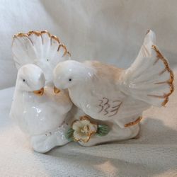 Pair of Doves for Peace 