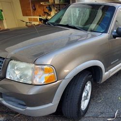 2002 Ford Explorer