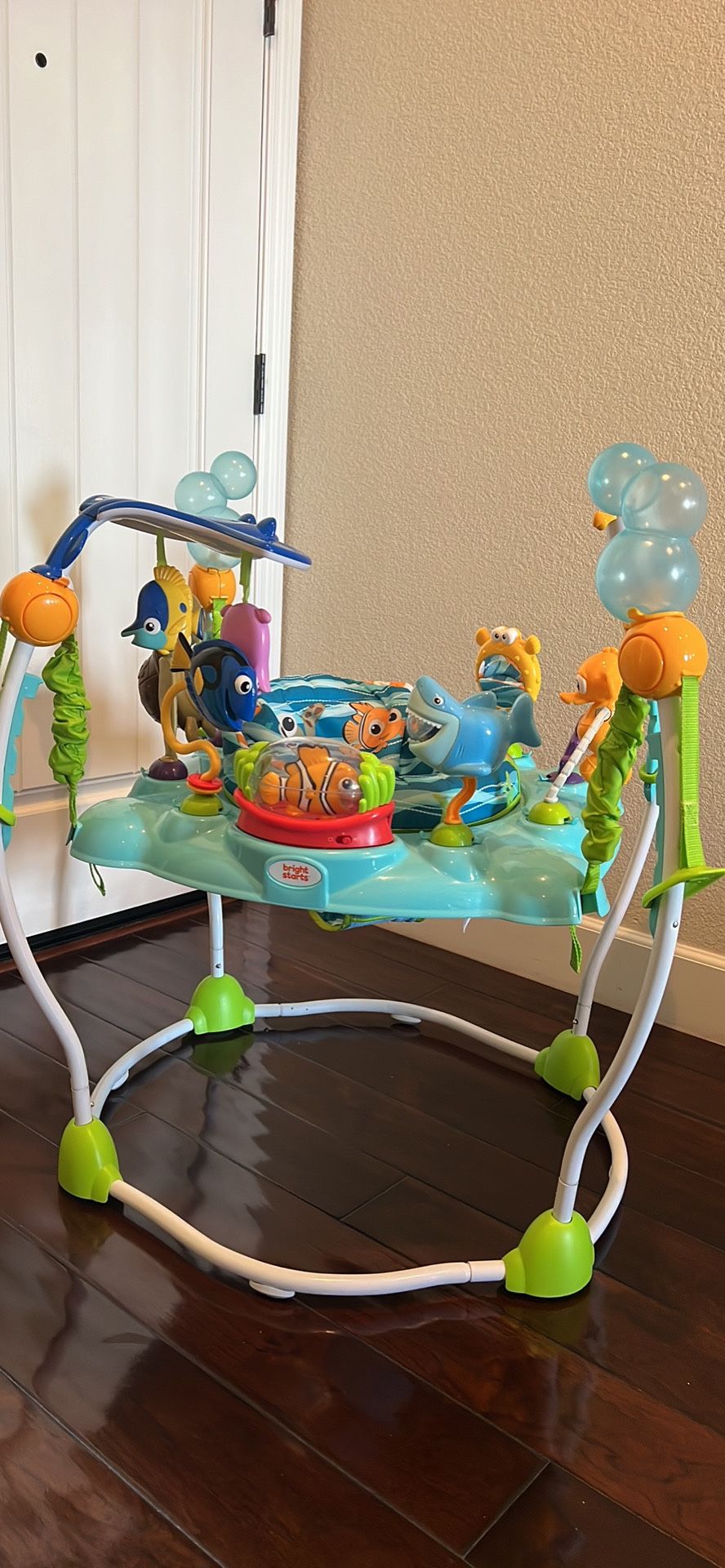 Bright Starts Finding Nemo Activity Center