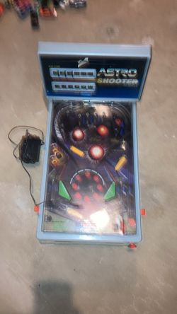 TOMY Astro pinball machine *vintage*