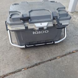 Igloo Cooler IBX Fishing Ice Box 