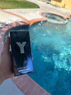 YVES SAINT LAURENT L’ELIXER