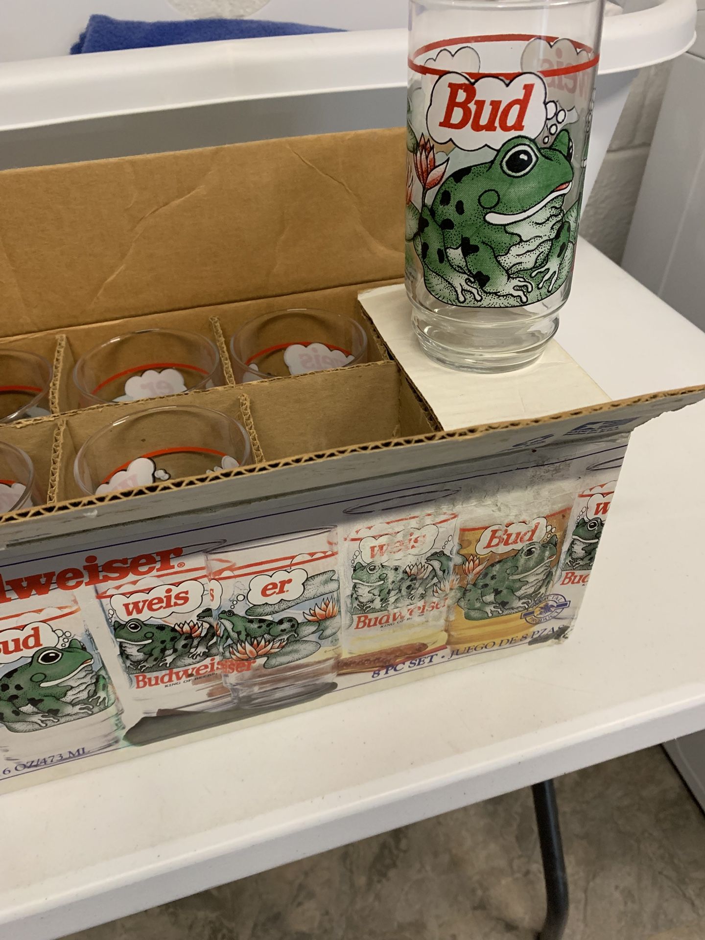Budweiser Frog Glasses