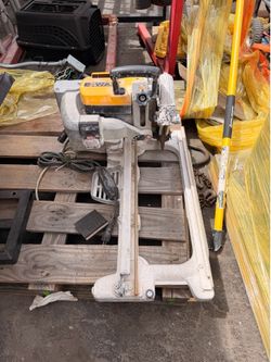 Dewalt tilesaw