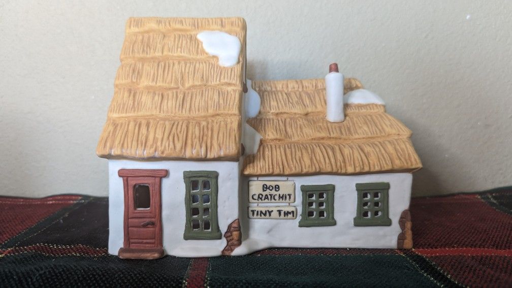 Huge Collection Of Dickens Village / Dept 56 VINTAGE Holiday Decor