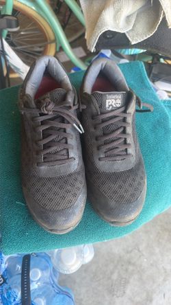 Still toe shoes