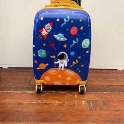 Kid’s Hard case Spinner Suitcase 