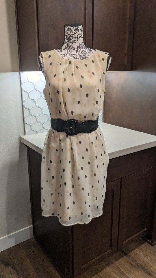 Women's Dresses, Shirts, Skits, Sweater