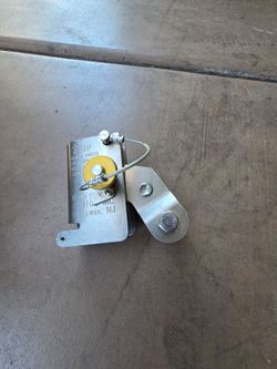 Stainless steel cable grab