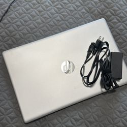 HP 17.3” Intel Core i7-1355U Laptop