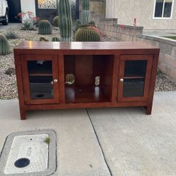 Free TV Stand