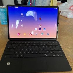 Samsung Galaxy Tab S8+ (SM-X800) + Full Keyboard - Excellent Condition