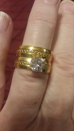 Size 8, 4 ctw Genuine White Sapphires WEDDING RING SET