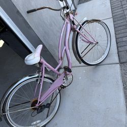 Schwinn Beach cruiser