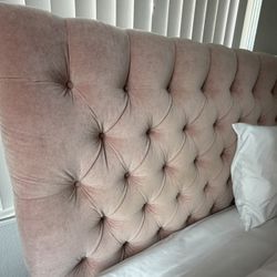 Pottery Barn Queen Tufted Bed
