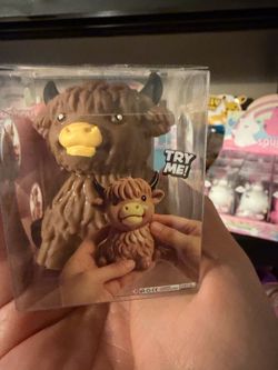 Highland Cow  crunchy Squishy Squeeze Toy