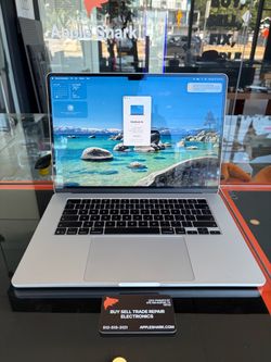 Apple 15” MacBook Air M5 Chip 32GB Ram 512SSD! 90 day warranty! Financing available!