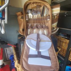 Picnic Backpack For Four Person