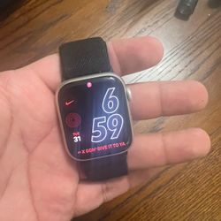 Apple Watch 45mm Series 9