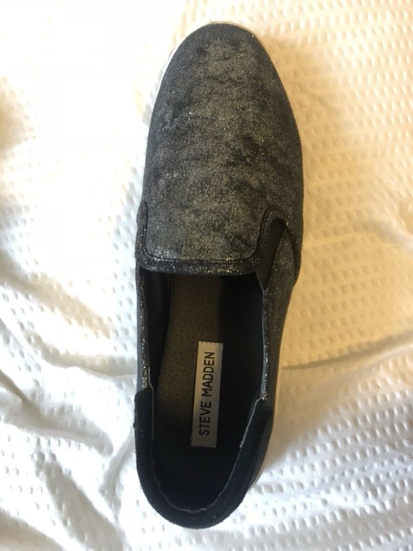 Steve Madden Sneakers size 9