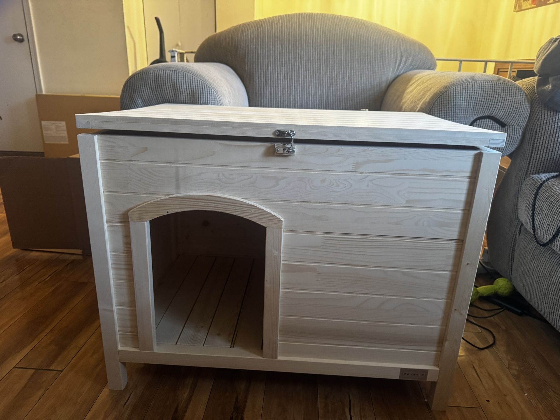 Brand New Dog House Or Cat Litter Box