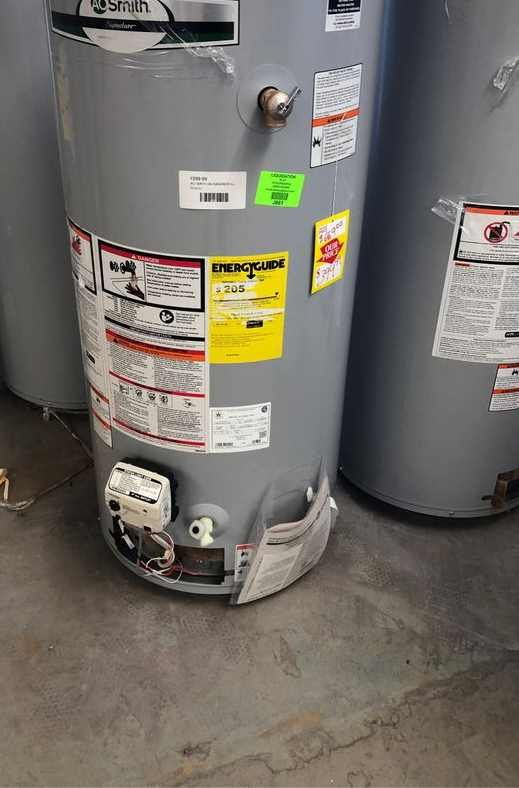 AO Smith water heater 40 GAL FGL72