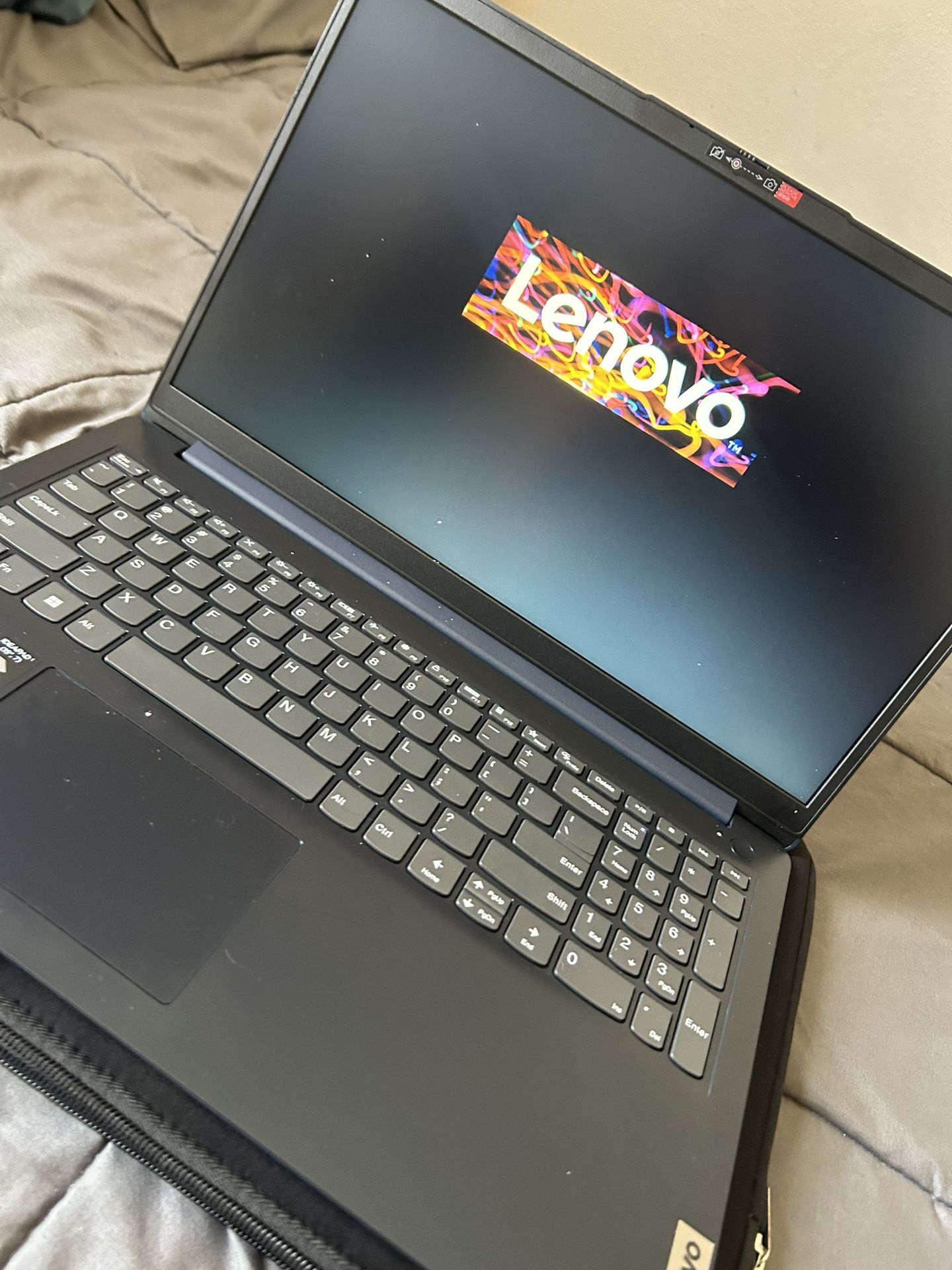 Lenovo Laptop