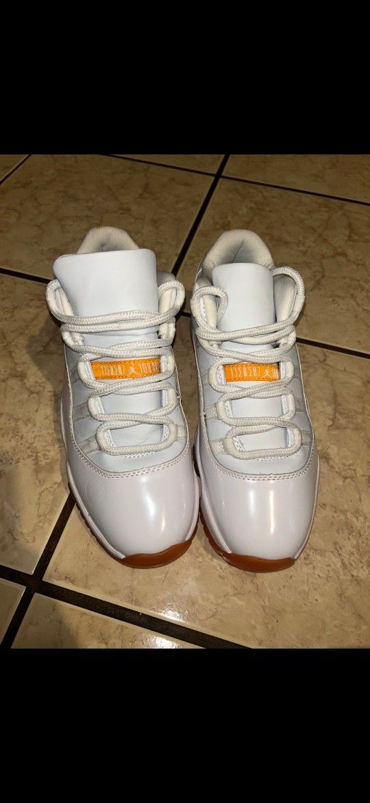 Jordan 11 Low Citrus