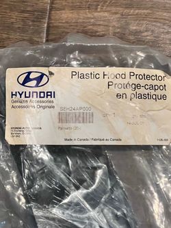 NEW — 2020 - 2025 Genuine Hyundai Hood Protector, Hood Deflector, Bug Guard.  Hyundai P/N: S8H24AP00