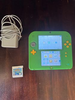 Nintendo 2ds with game