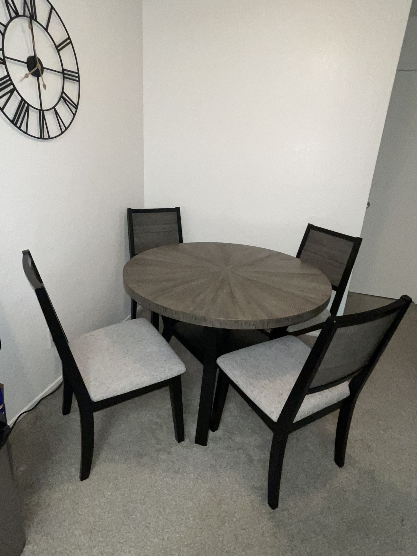 Round Dining Table For 4