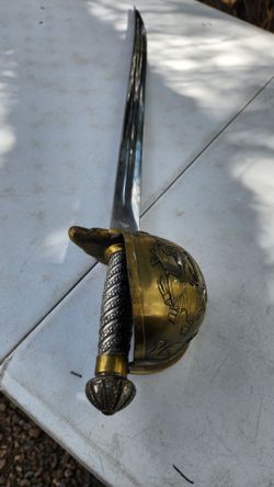 Decorative Cavalry Saber with Brass Guard