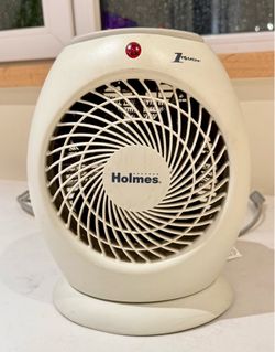 HOLMES PORTABLE SPACE HEATER