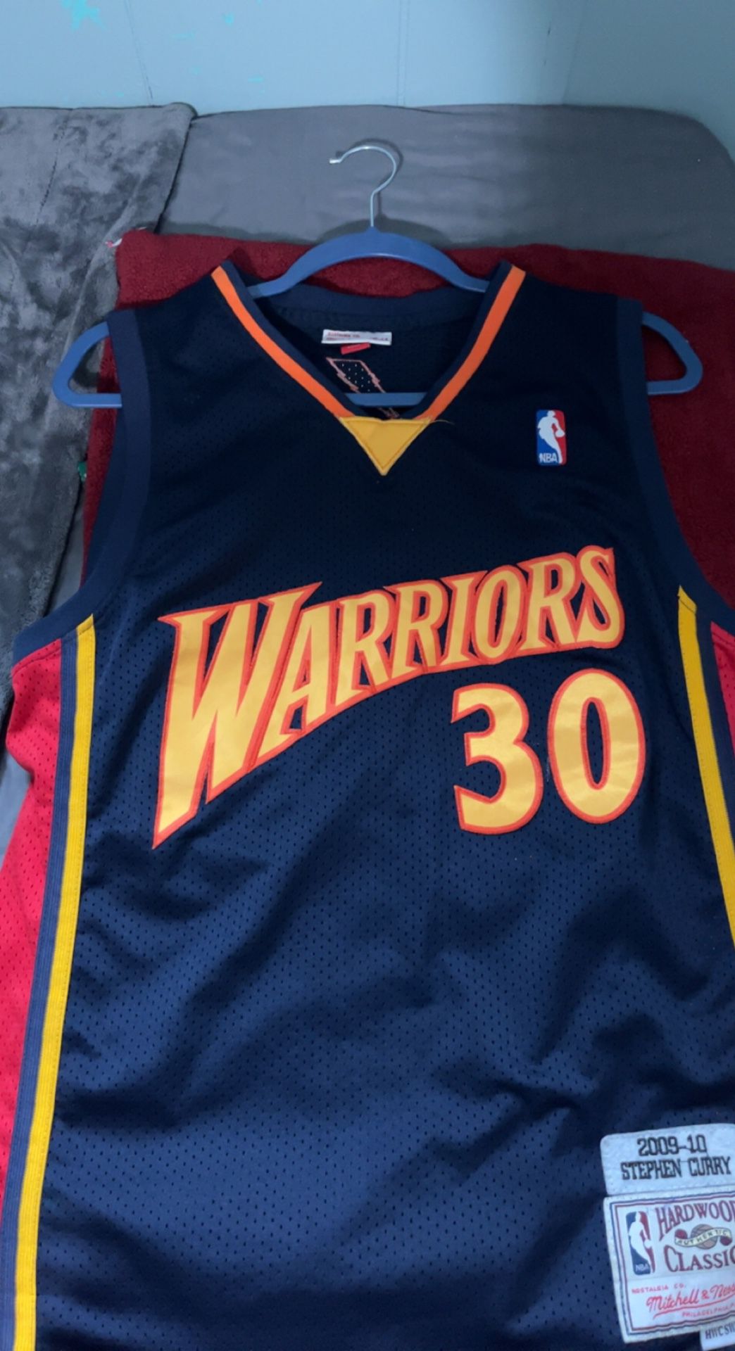 Mitchell & Ness 09'-10' Stephen Curry Throwback Jersey 3XL for Sale in  Redwood City, CA - OfferUp