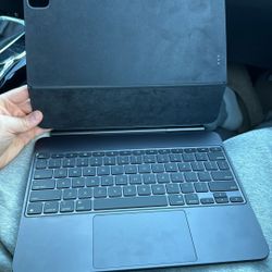 Apple Magic Keyboard for iPad Pro 13 inch