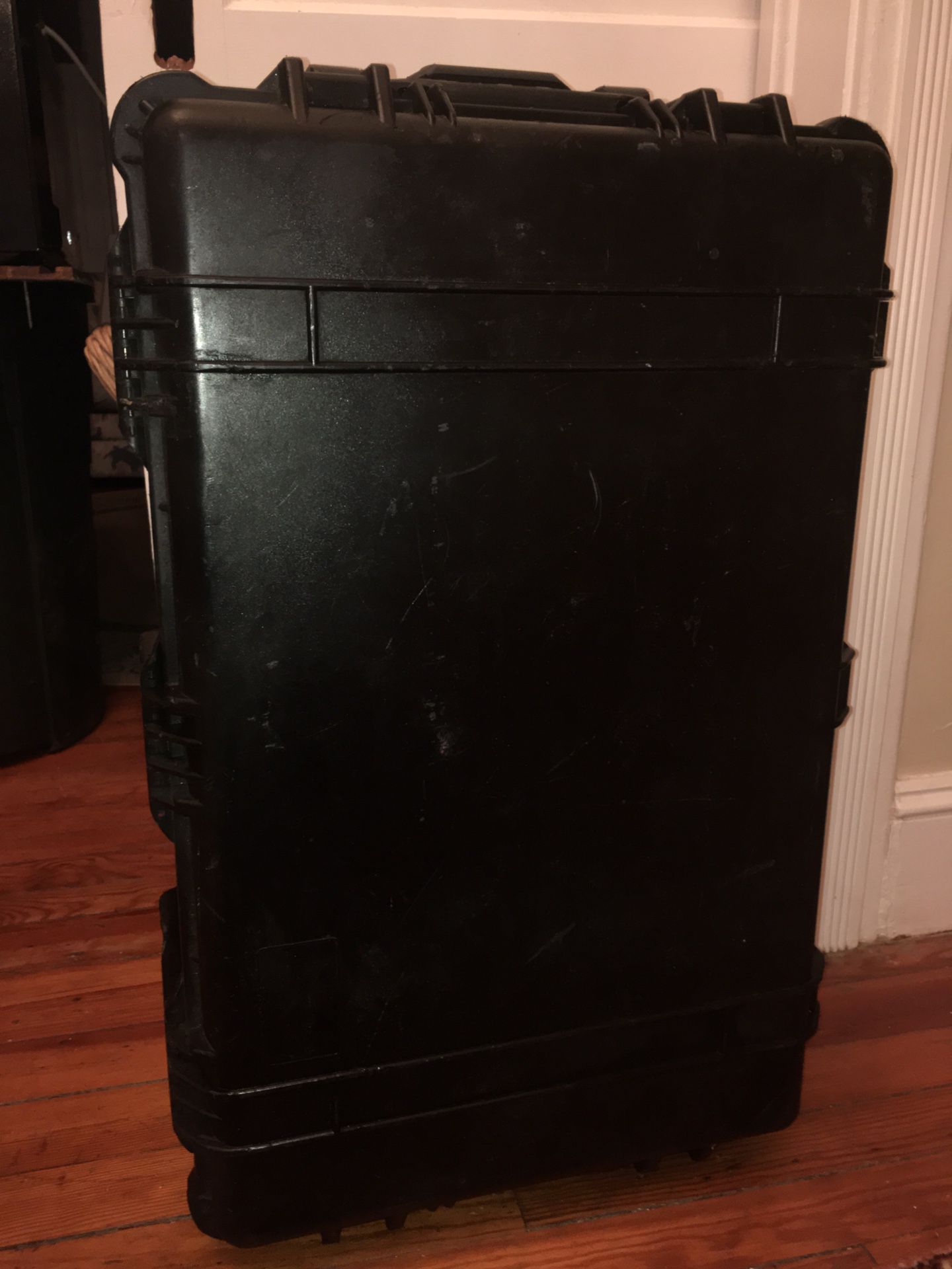 XL Pelican Case 1670 with padded dividers
