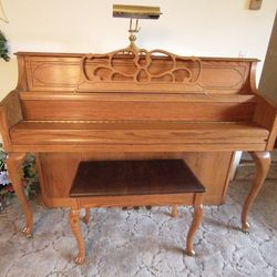 Beautiful Oak Finished Piano