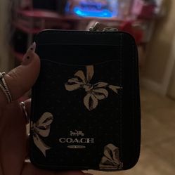 New Coach Bow Wallet 