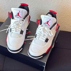 Jordan 4's