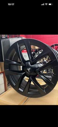 Tesla model a or x 20” new blk rims tires set