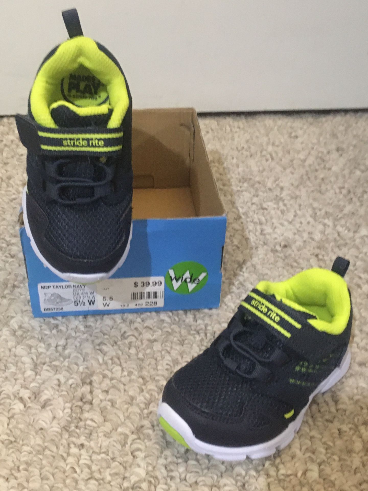 Stride Rite Boys Sneaker