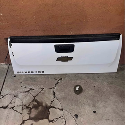 2011 Chevy Silverado Tailgate