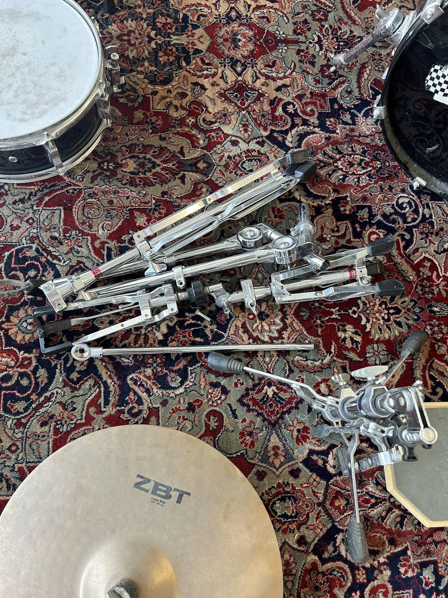 Ludwig Backbeat Complete 5-piece Drum Set With Hi Hat And Crash Ride Cymbal