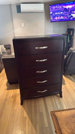 Used dresser