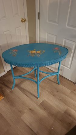 VINTAGE WICKER TABLE