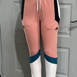 Preowned Women’s Joggers Ellesse Size UK 8 
