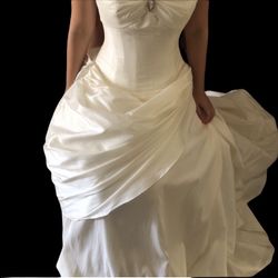 New Wedding Gown From The Bridal Collection 