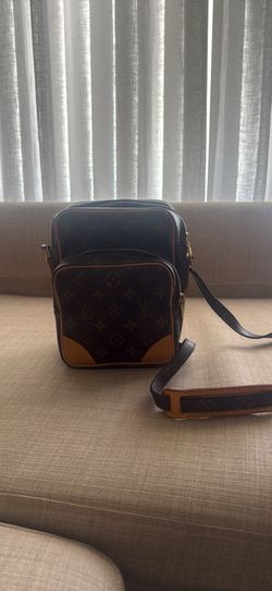 Louis Vuitton Monogram Amazone Crossbody Bag